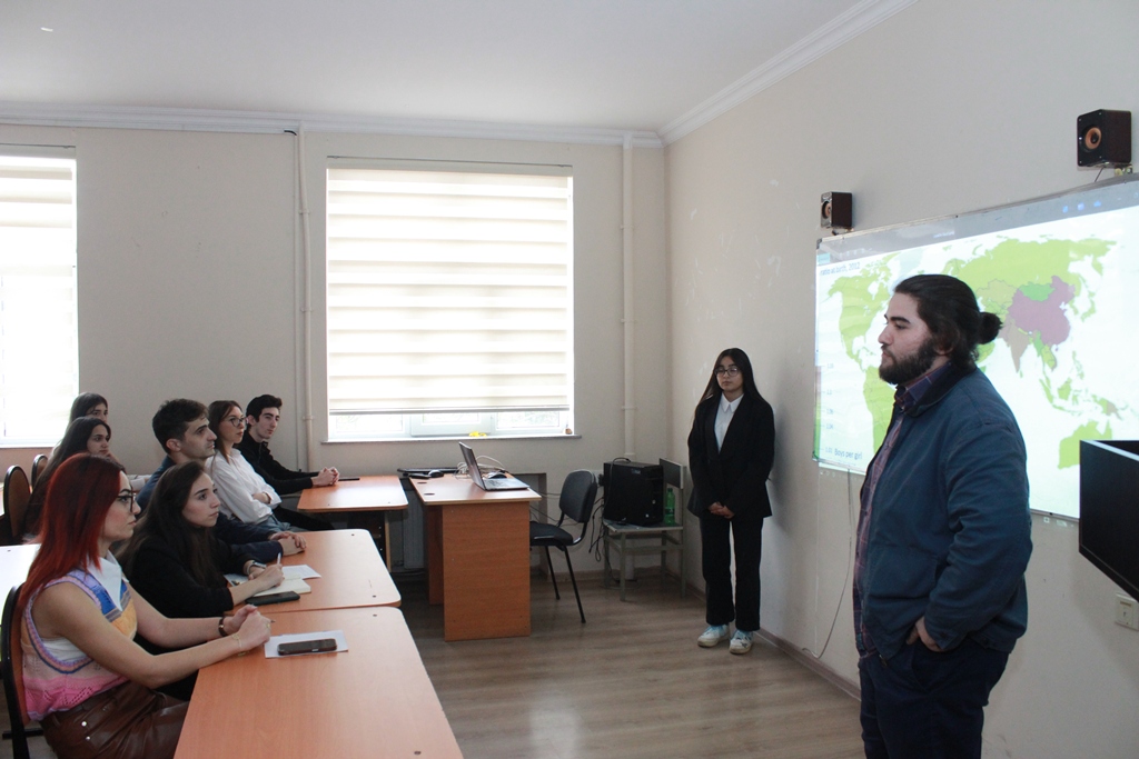 BAAU-da “Gender bərabərliyi” mövzusunda debat görüşü keçirilib