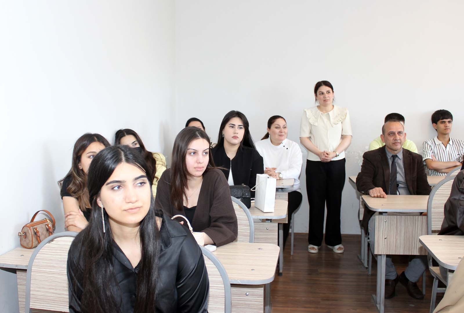 Universitetimizdə “Bir liderin nitqi” mövzusunda açıq dərs keçirilib