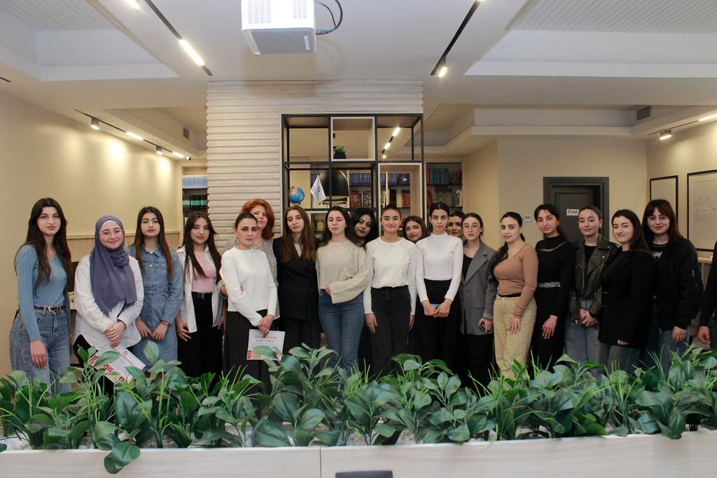 BAAU-da “SDG Həftəsi” çərçivəsində “Azərbaycan poeziyasında sülh çağırışları” mövzusunda tədbir keçirilib