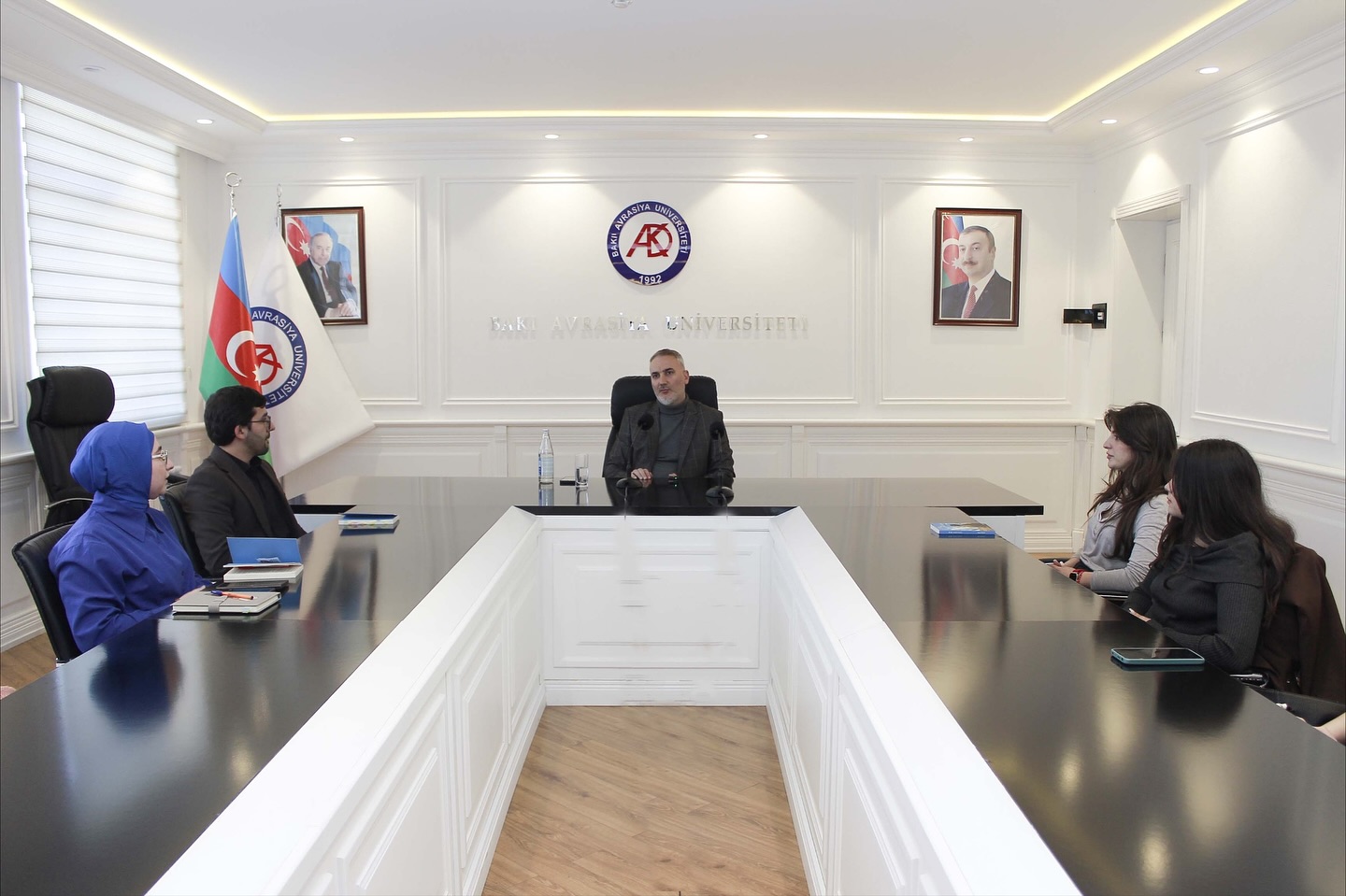 BAAU-da “9-cu Mərtəbə” romanının təqdimatı keçirilib