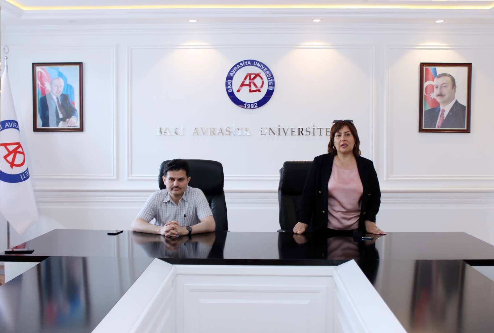 Universitetimizdə “Süni intellektin tədris prosesinə tətbiqi” mövzusunda elmi seminar keçirilib