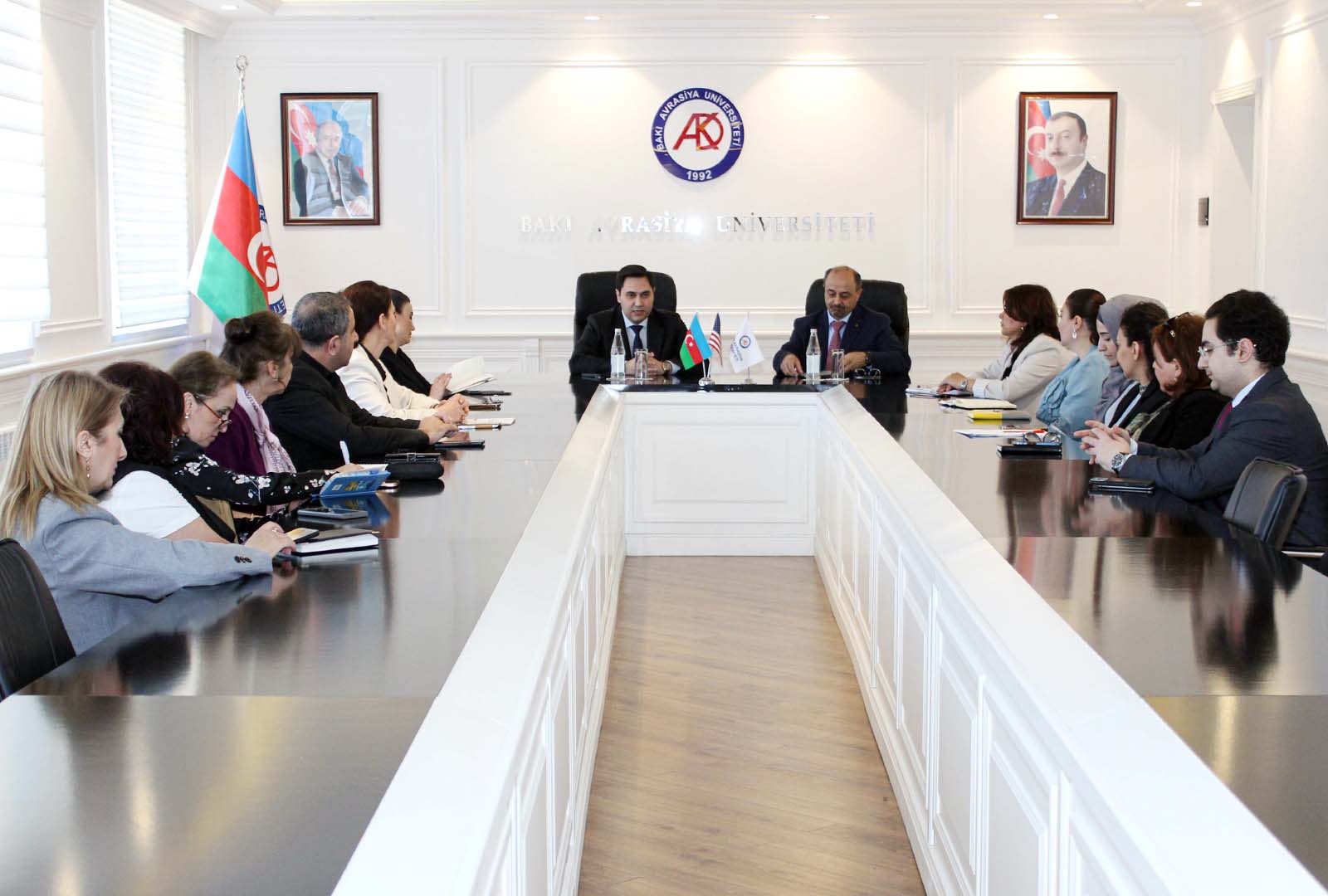 Mərkəzi Florida Universitetinin professoru BAAU-nun qonağıdır