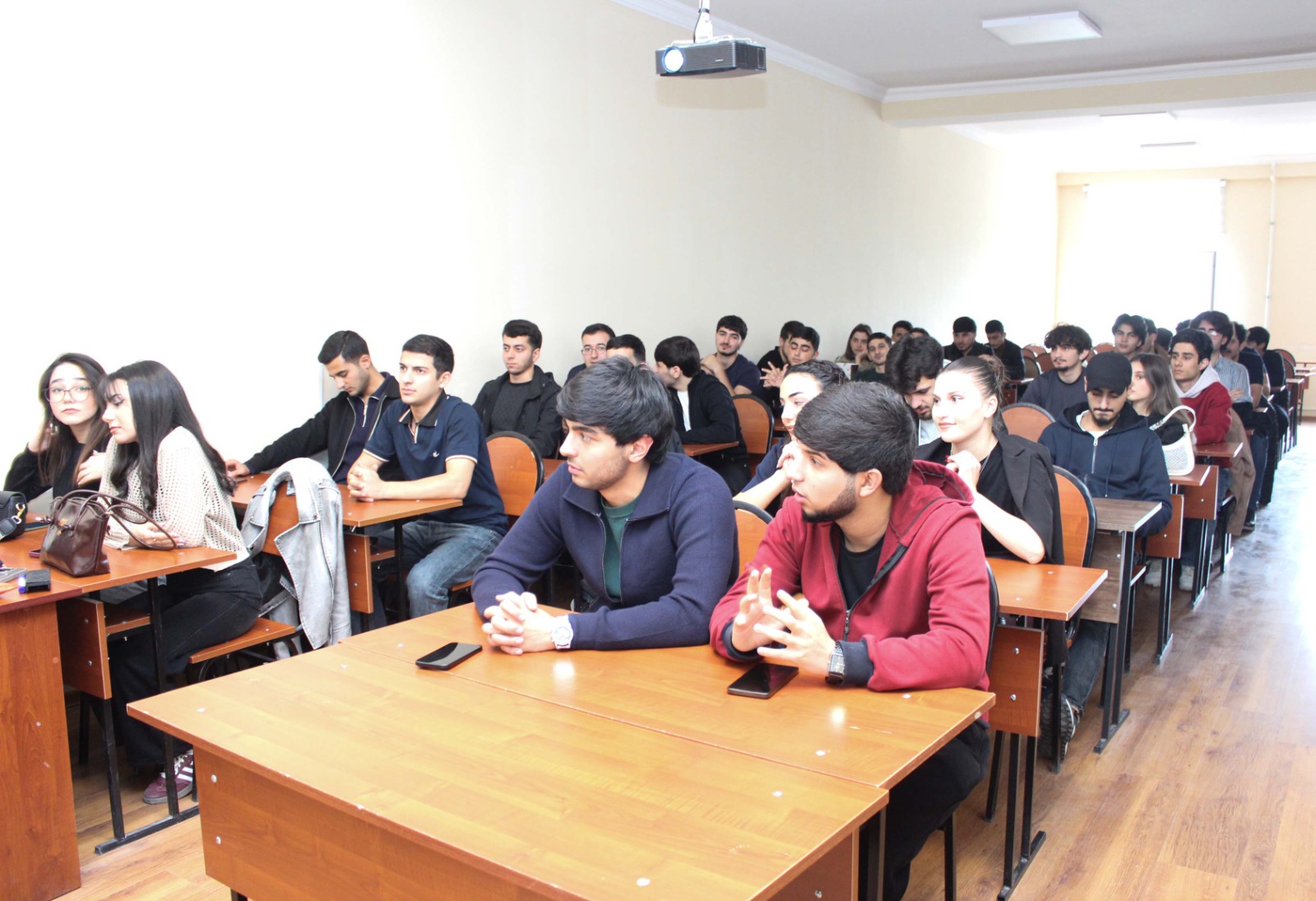 BAAU-da “Uğurlu biznesin görünməyən tərəfi” mövzusunda seminar təşkil olunub