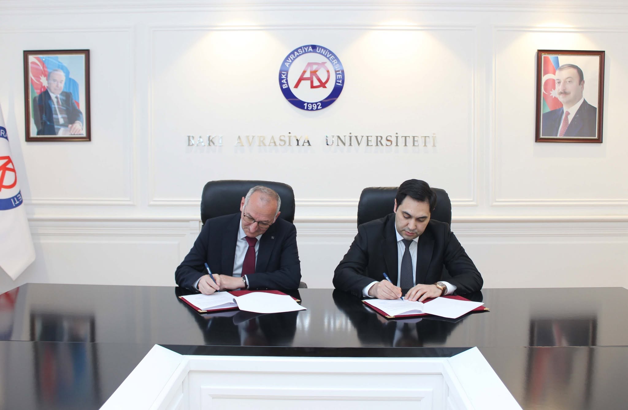 Universitetimiz ilə Sinop Universiteti arasında anlaşma memorandumu imzalanıb