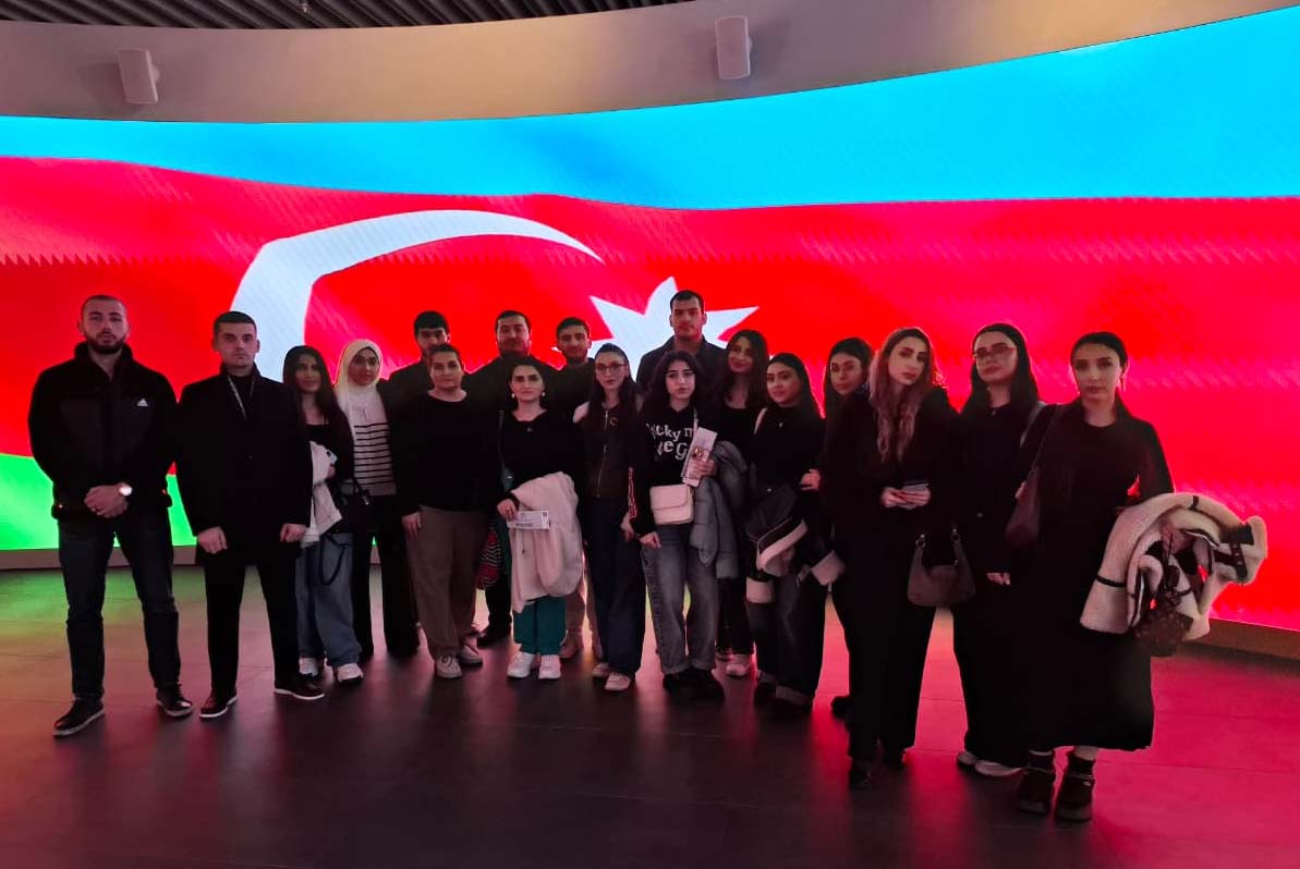 BAAU tələbələrinin “Zəfər Muzeyi”nə maarifləndirici ekskursiyası təşkil olunub