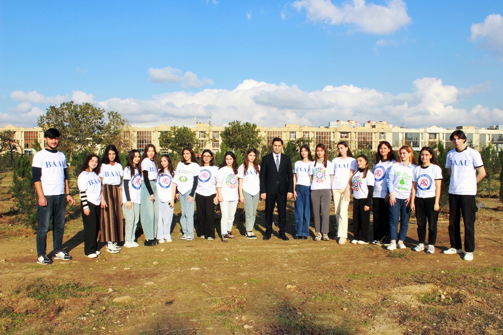 Bakı Avrasiya Universiteti “Yaşıl dünya naminə hərməylik ili” çərçivəsində ağacəkmə aksiyası keçirib