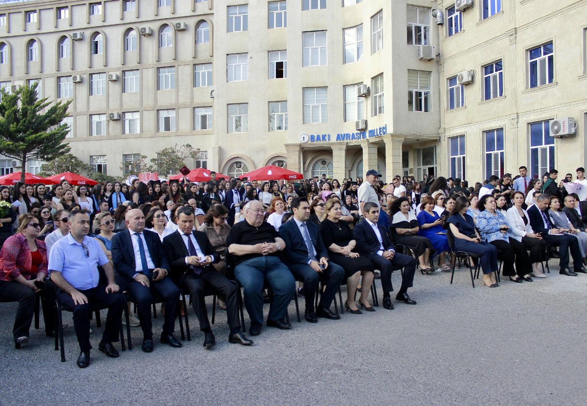 BAAU-da 29-cu Məzun Günü keçirilib