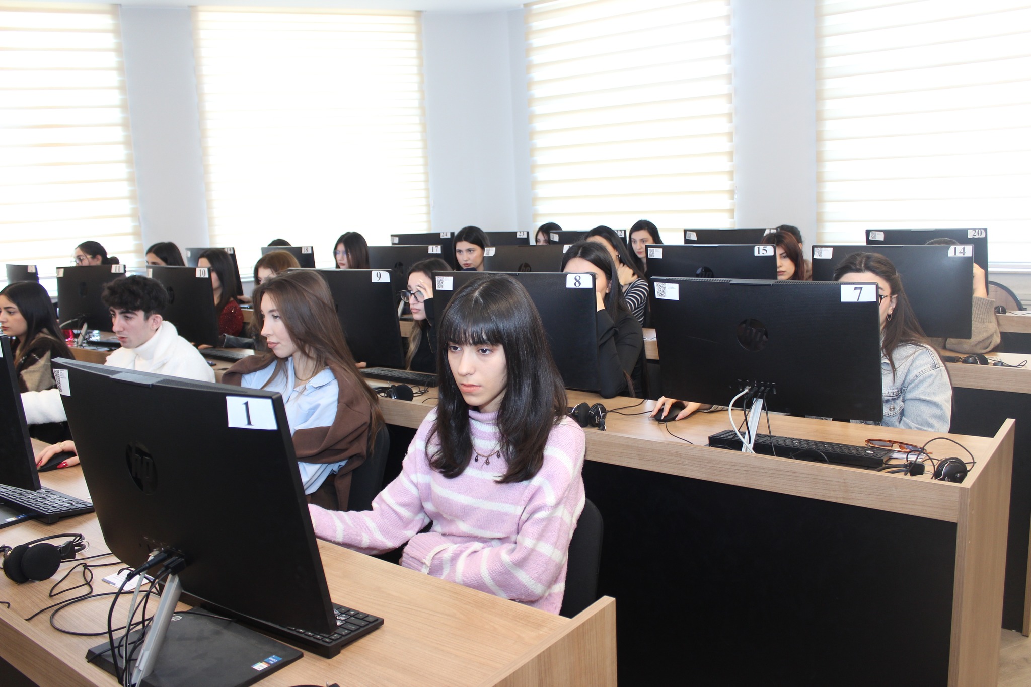 2025/2026-cı tədris ilinin payız imtahan sessiyasına start verilib