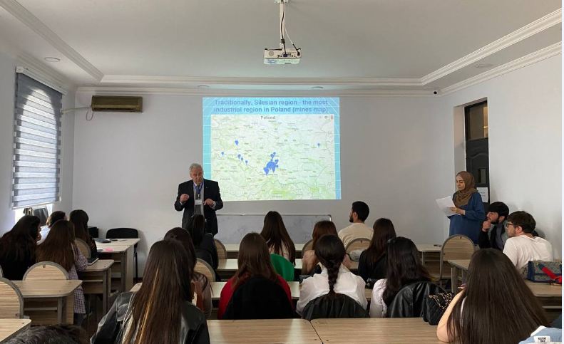 The professor of Poland's Silesia University of Technology gave a lecture at Baku Eurasian Univ
